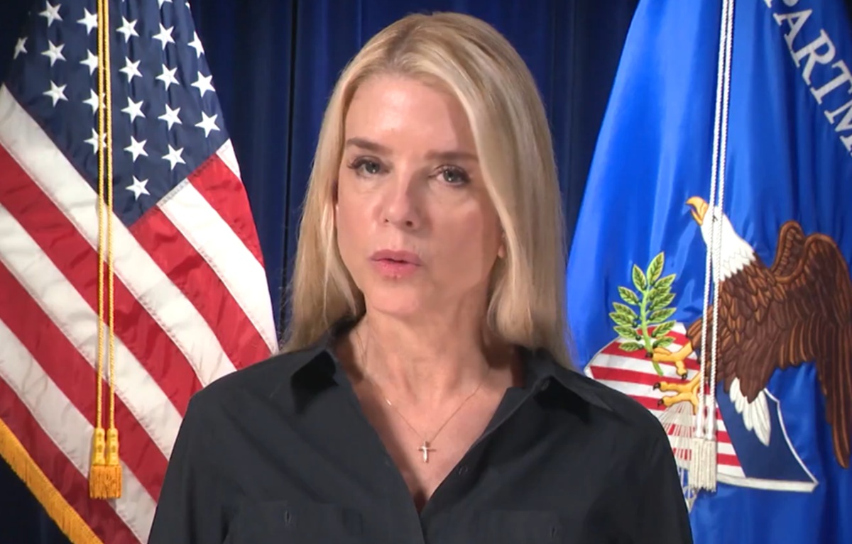 Momen Bersejarah: DPR AS Panggil Paksa Jaksa Agung Pam Bondi Terkait Berkas Epstein