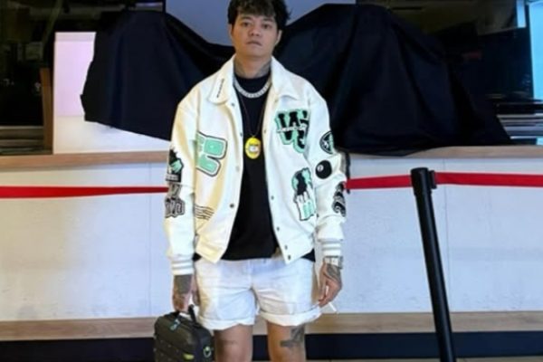 67487 youtuber reza arap geram fans minta foto saat terjadi kebakaran