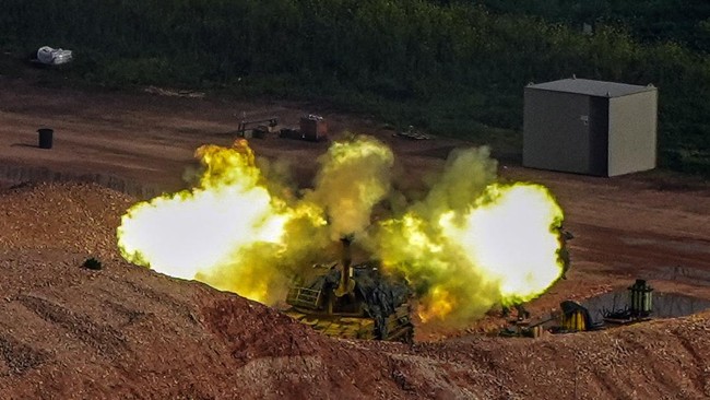 asap mengepul setelah serangan israel di tengah meningkatnya permusuhan antara israel dan hizbullah seiring berlanjutnya konfl 1774875048287 169