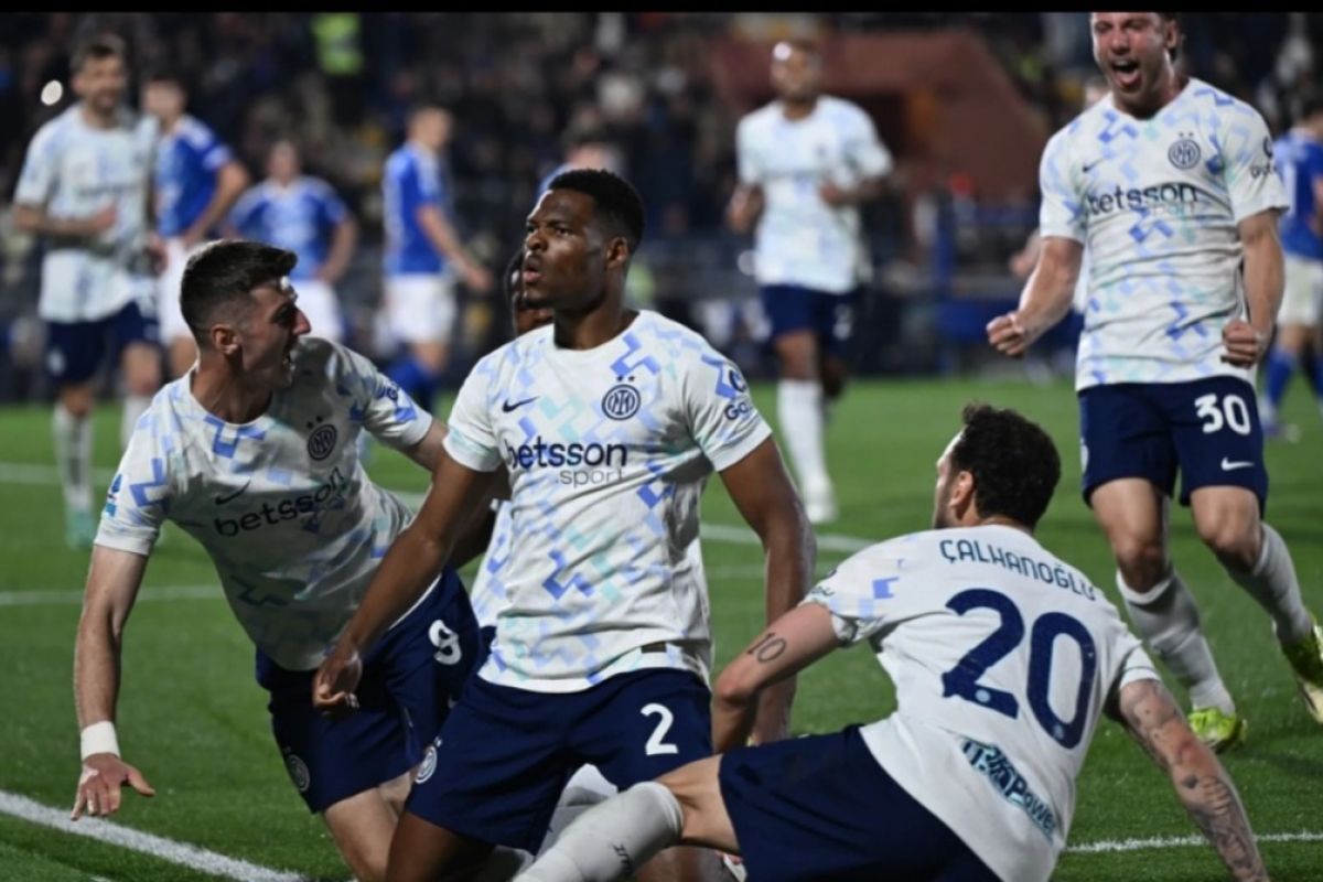 Yang Terjadi Saat: Inter kian dekati Scudetto setelah menang dramatis 4-3 lawan Como