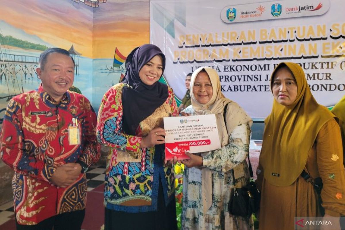 Program Terbaru: Ratusan warga miskin ekstrem Situbondo terima bantuan modal usaha