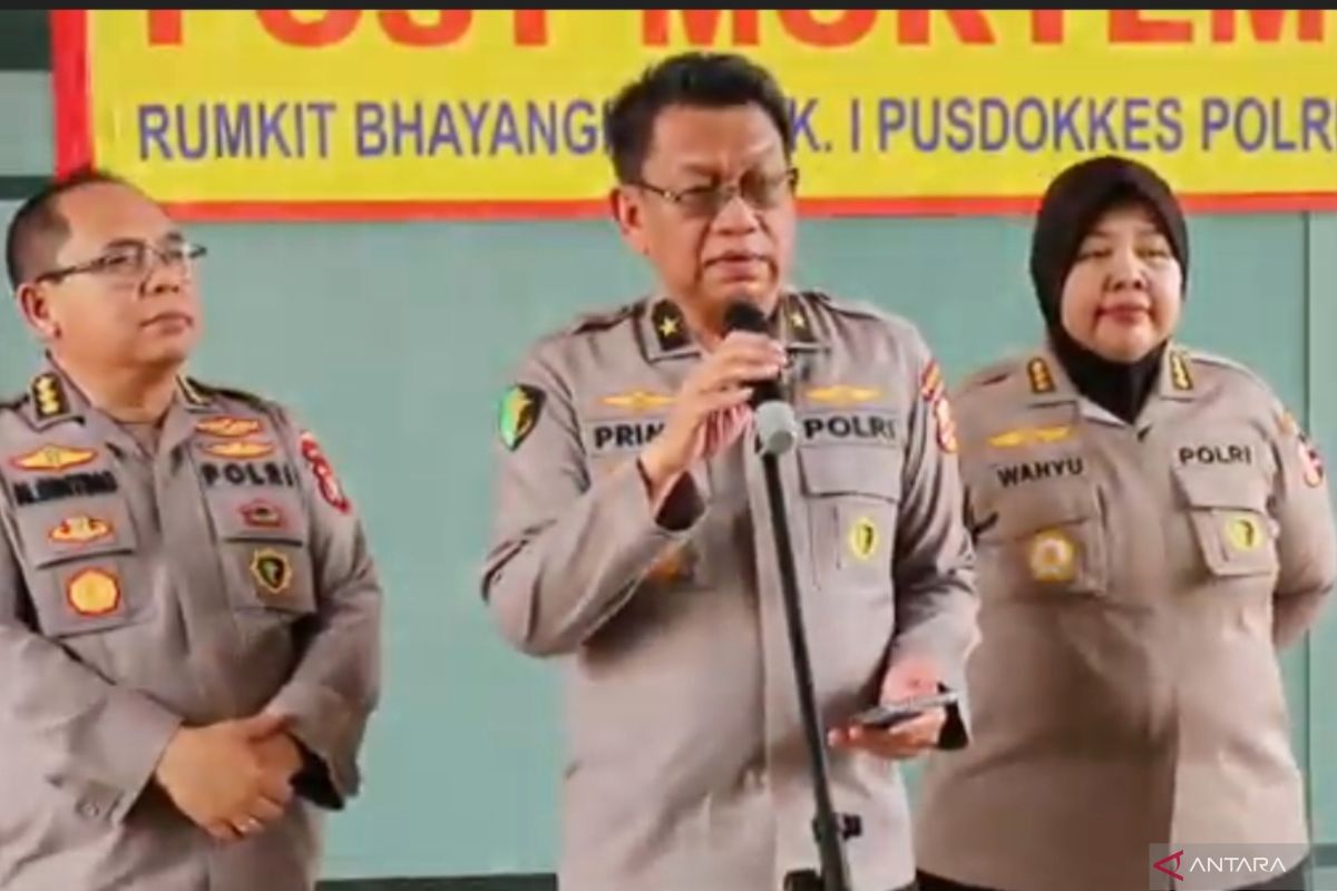 Visit Agenda: Tujuh keluarga korban kecelakaan KRL lapor ke posko DVI RS Polri