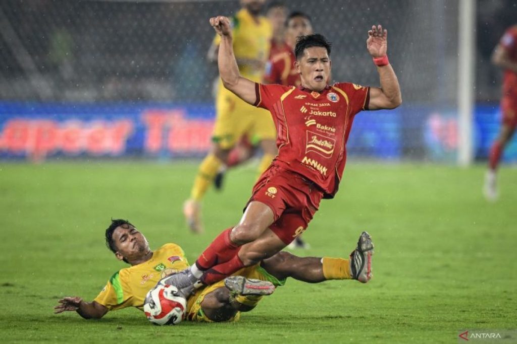 Persija Jakarta kalahkan Persebaya Surabaya 110426 Bay 10