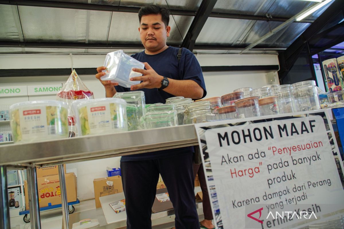 Program Terbaru: Harga plastik naik, momentum ubah kebiasaan pakai plastik sekali pakai