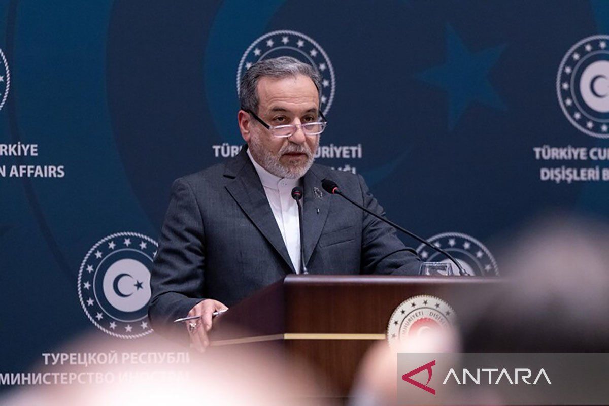 Diumumkan: Araghchi: AS harus pilih gencatan senjata atau perang lewat Israel