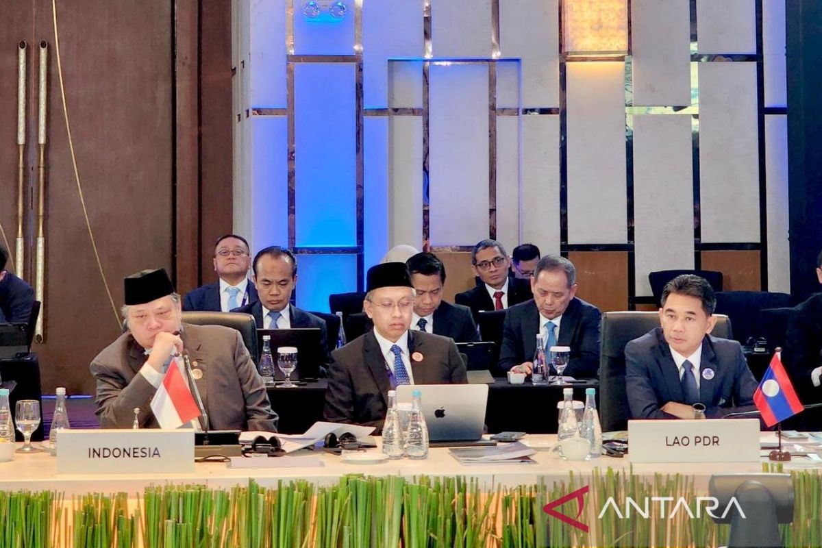 Topics Covered: ASEAN targetkan perjanjian ekonomi digital DEFA diteken November 2026