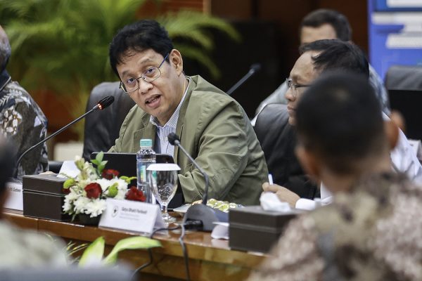 Menteri Keuangan Purbaya Yudhi Sadewa mengikuti sidang aduan kanal Debottlenecking Satgas P3M-PPE di Gedung Kementerian Keuangan, Jakarta, Kamis (7/5/2026).