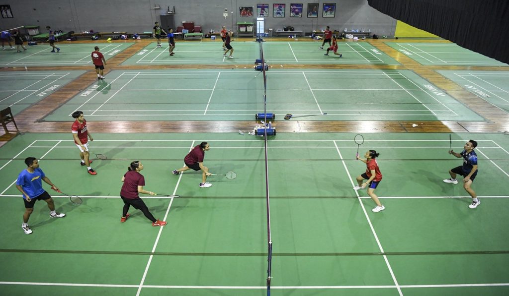 Sejumlah pebulu tangkis berlatih di Pemusatan Latihan Nasional (Pelatnas) Bulu Tangkis di PBSI Cipayung, Jakarta, Rabu (8/2/2023).