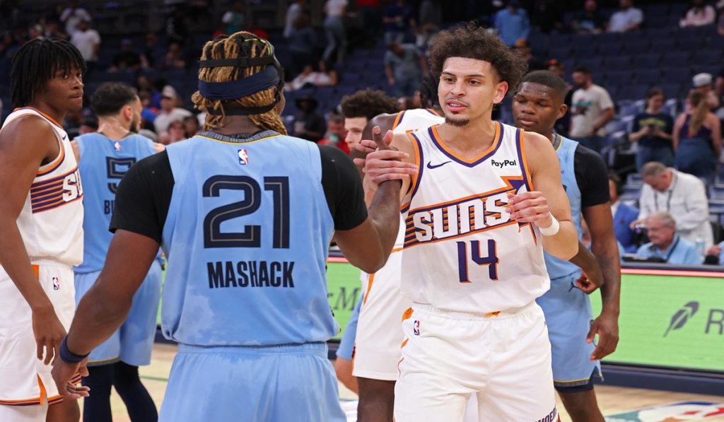 Phoenix Suns v Memphis Grizzlies